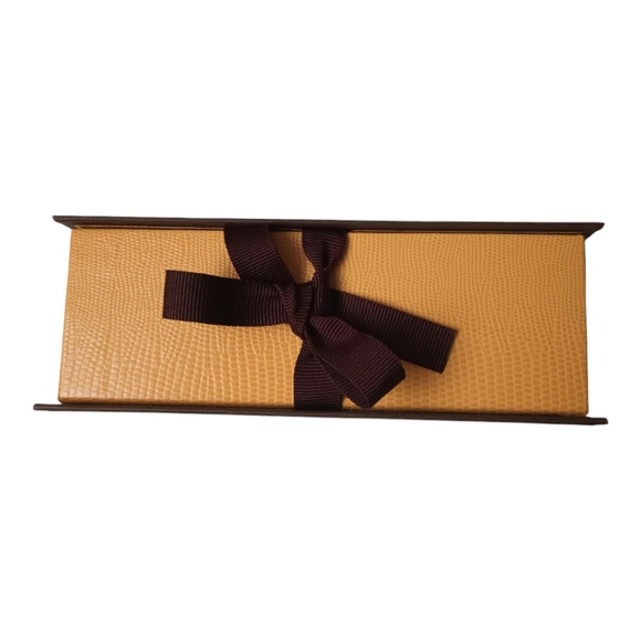 12 Empty Scharffen Berger 'Snakeskin' Boxes - Picture 2 of 6